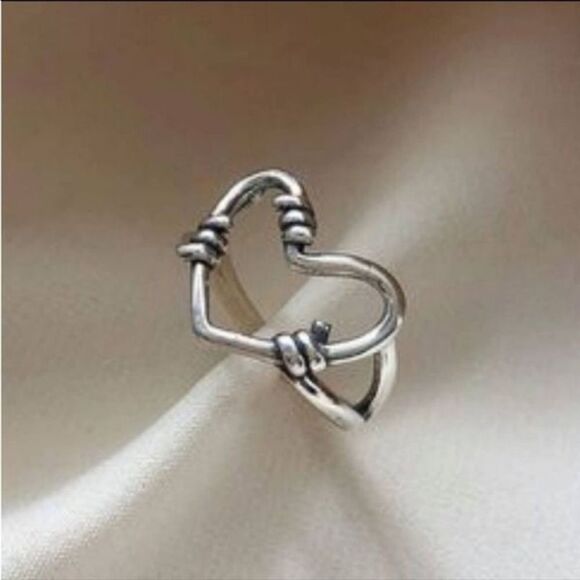 The Antique Heart ring in 925 silver adjustable - Picture 4 of 5